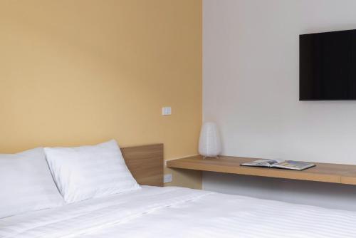 Μια τηλεόραση ή/και κέντρο ψυχαγωγίας στο BeeSpace Coworking & Apartment