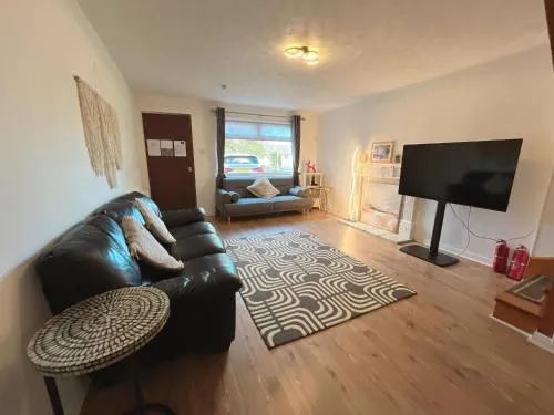 Cozy 2 bedrooms with private parking space and garden photo 1
