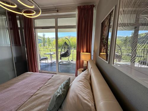 Ένα ή περισσότερα κρεβάτια σε δωμάτιο στο Flow Spot - Apartament z Widokiem na Szyndzielnię