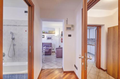 Bagno di A STEP FROM THE LAKE
