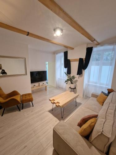 Urban Chic Living - Bratislava Old Town, Walk Everywhere