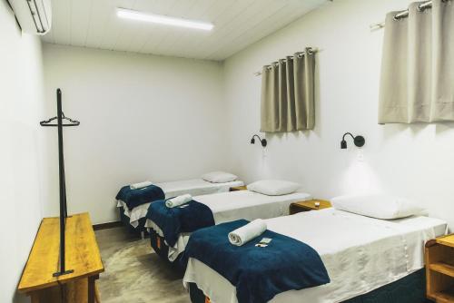 Katil atau katil-katil dalam bilik di Local Hostel Novo Airão