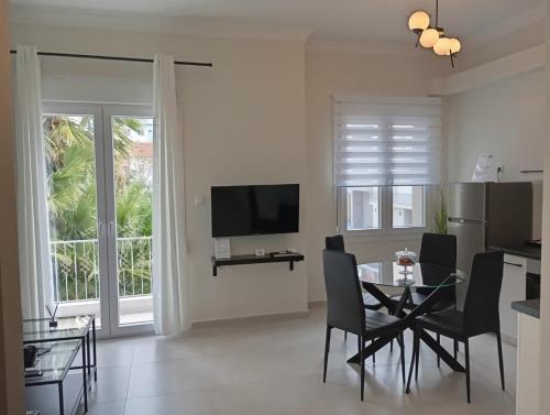 Elli Apartment Ermou 246