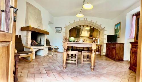 Μια τηλεόραση ή/και κέντρο ψυχαγωγίας στο Casa Giuliani