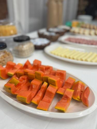 Makanan di atau berdekatan inn ini