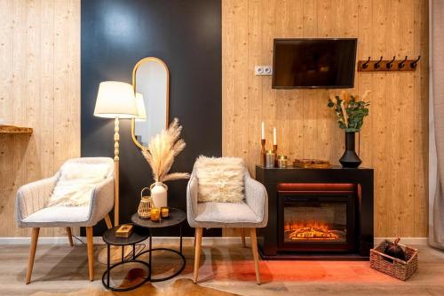 Le Nid Douillet, Center, Jacuzzi, Sensory Shower