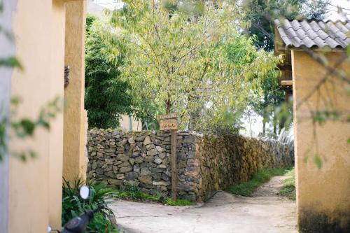Κήπος έξω από το Homestay & Cafe Cực Bắc