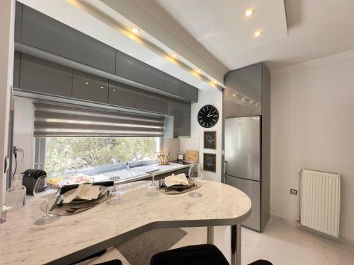 TT Luxury Homes I Zillion - Premium Stay Kalamaria