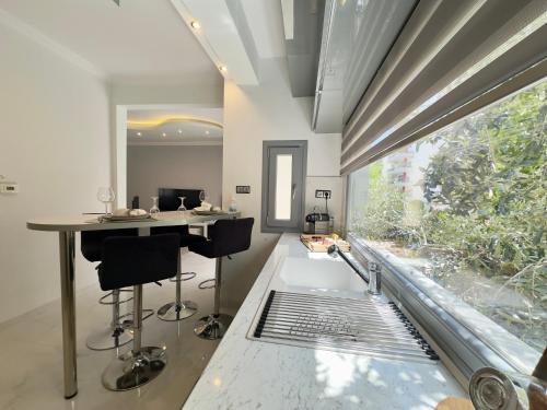 TT Luxury Homes I Zillion - Premium Stay Kalamaria