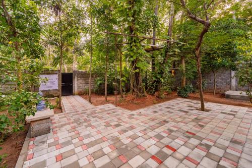 Varnam Private Pool Villa Pondicherryにある庭