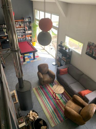 Loft-style house, close to downtown and shops