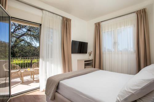 Aeon Rhodes - New Villa with private pool