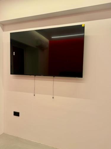 Artemis Patision Suite by Zeus Suites
