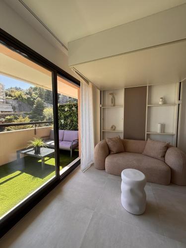 Studio de LUXE Portes de Monaco - Vue MER - Piscine - Wifi photo 17