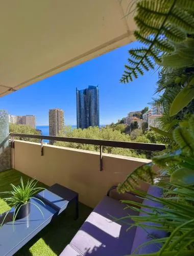 Studio de LUXE Portes de Monaco - Vue MER - Piscine - Wifi photo 1