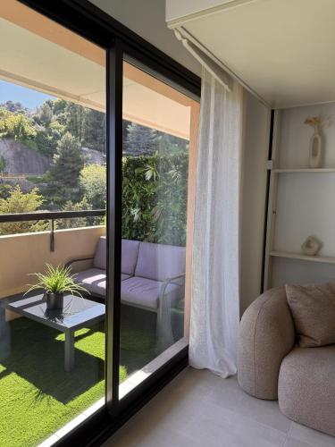 Studio de LUXE Portes de Monaco - Vue MER - Piscine - Wifi photo 12