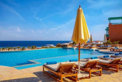 Πισίνα στο ή κοντά στο Apartment Azzura Sahl Hasheesh with Private Garden and Sea view