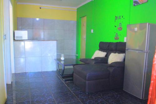 Posezení v ubytování Creg Guest House Rustenburg