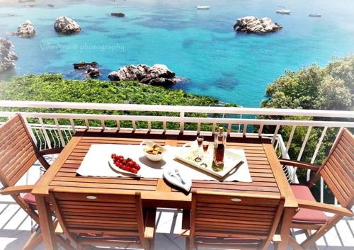 Apartments by the sea - Villa Ana