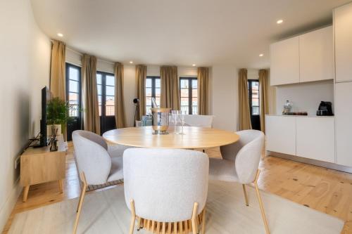 Art Deco 41 Luxury Apartment Downtown Metro AC