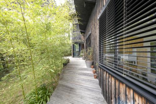 Photo de la galerie de l'établissement Villa avec vue sur le bassin, à Lège-Cap-Ferret