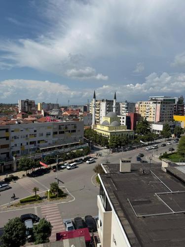 Nespecifikovaný výhled na destinaci Skadar nebo výhled na město při pohledu z apartmánu