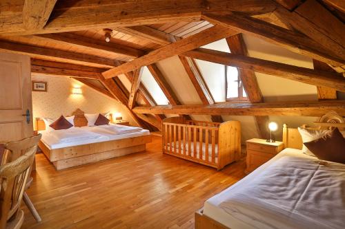 Ένα ή περισσότερα κρεβάτια σε δωμάτιο στο Hotel-Brauereigasthof Josef Fuchs