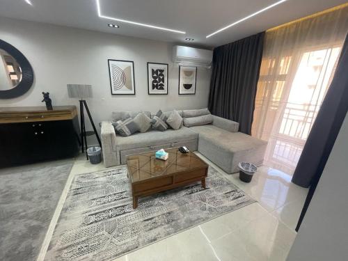 Stylish 1BR Madinaty Garden View