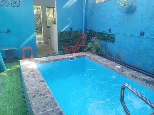 Piscine de l'établissement Surferce dream guest house ou située à proximité