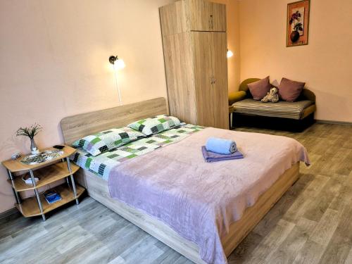 Кровать или кровати в номере Apartment Home comfort in Nikolaev