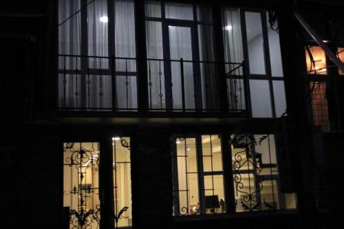 Foto dalla galleria di Shine Hostel a Tbilisi City
