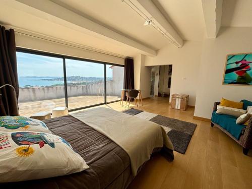 Postel nebo postele na pokoji v ubytování Magnifique Villa