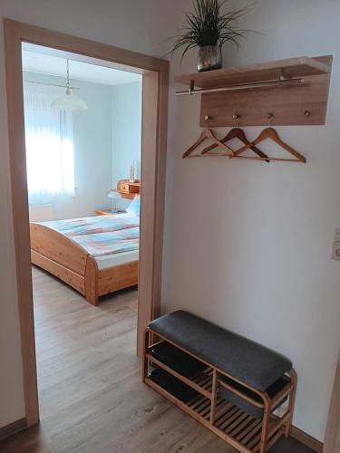 Postel nebo postele na pokoji v ubytování Ferienwohnung Götz