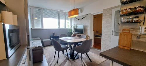 Apartments Zara- ZD