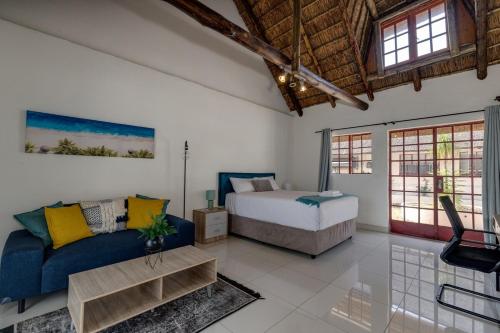 Katil atau katil-katil dalam bilik di Entire Villa in Bryanston
