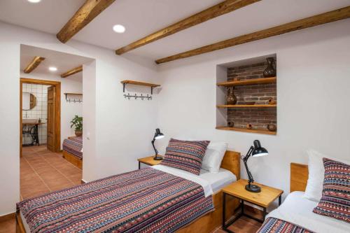 Llit o llits en una habitació de Your home, Lagodekhi