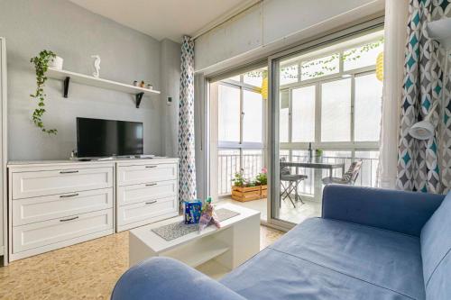 Apartamento ANSON, Torremolinos centro, Luminoso y Moderno