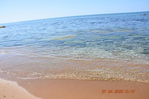 a view of the beach with the water at Casa Vacanze Giorgia in Marinella di Selinunte