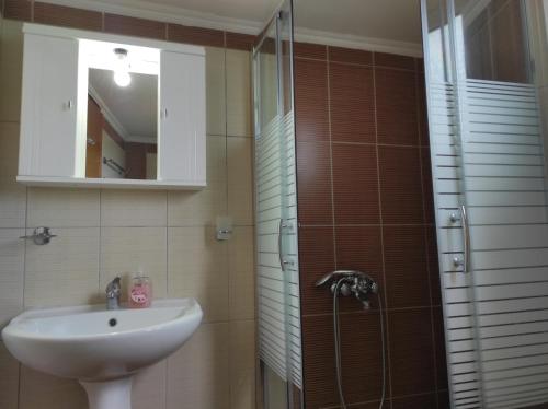 A bathroom at Marilena's house