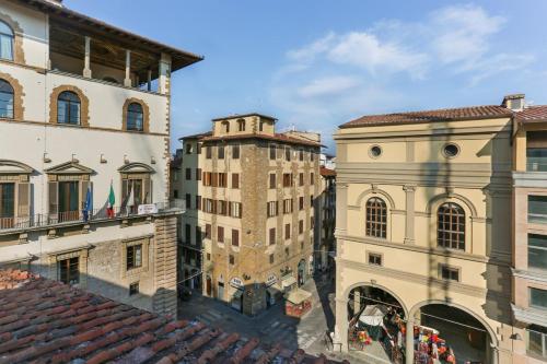 The Tower Suite next to Uffizi Gallery