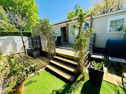 Mobil home cosy esprit bord de mer