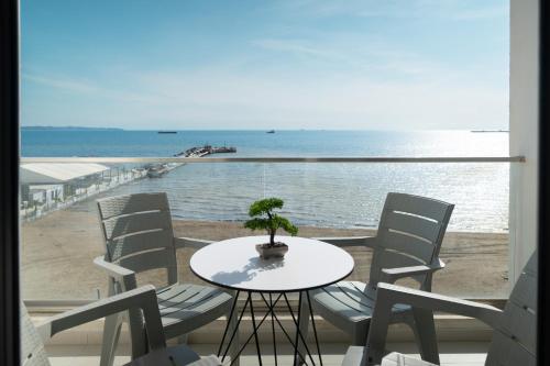 Sea View-JB Teuta Beach Apartment - Durrës