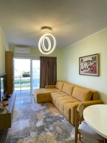 Quiet Cozy Apartment close to the beach