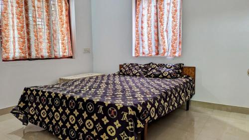 Ένα ή περισσότερα κρεβάτια σε δωμάτιο στο Spacious 2-storey home-4 bedroom