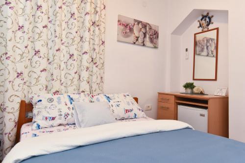 Galería fotográfica de Sailor House en Budva