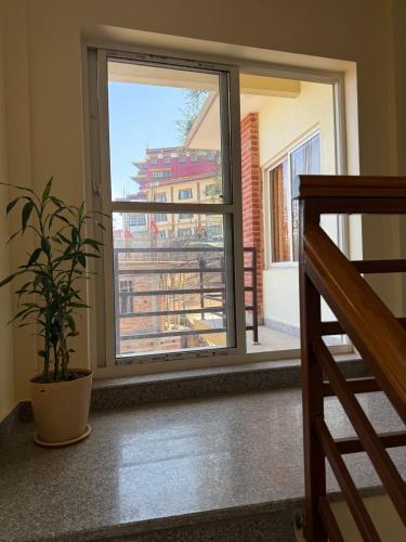 Ein Balkon oder eine Terrasse in der Unterkunft Tise Homestay