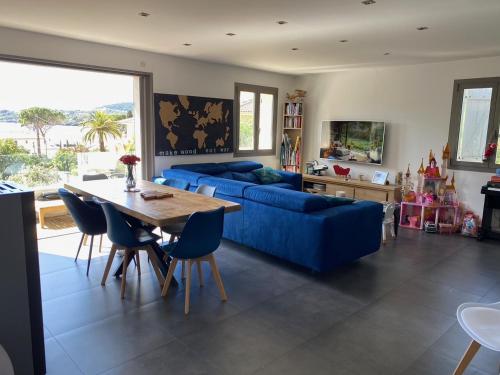 HOUSE 6 / 8 PEOPLE SEASIDE SEA AGAY