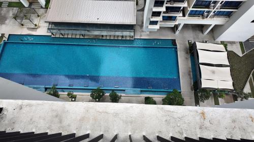 Kolam renang di atau dekat dengan STUDIO UNIT@TREFOIL SETIA CITY