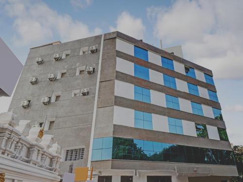 Bangunan di mana terletaknya hotel