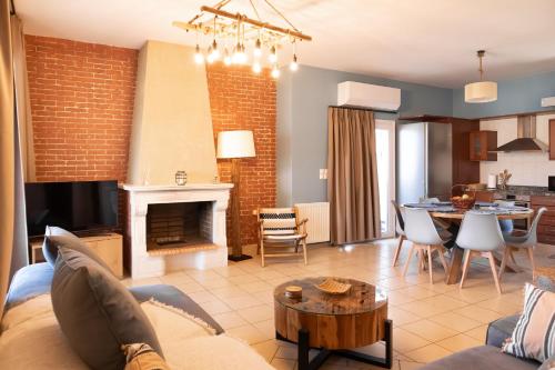 Χώρος καθιστικού στο Anemelo luxury apartment with sea view!